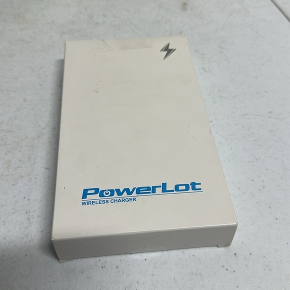 PowerLot Wireless Charger Set in White.. (004) - Picture 7 of 11